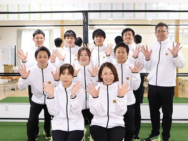 たかはし鍼灸スタッフ集合写真